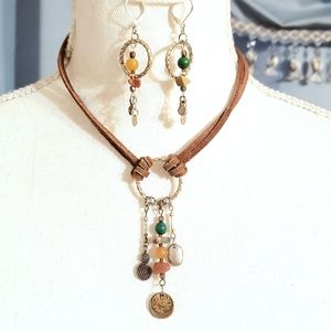 Semiprecious Stone Drop/Choker